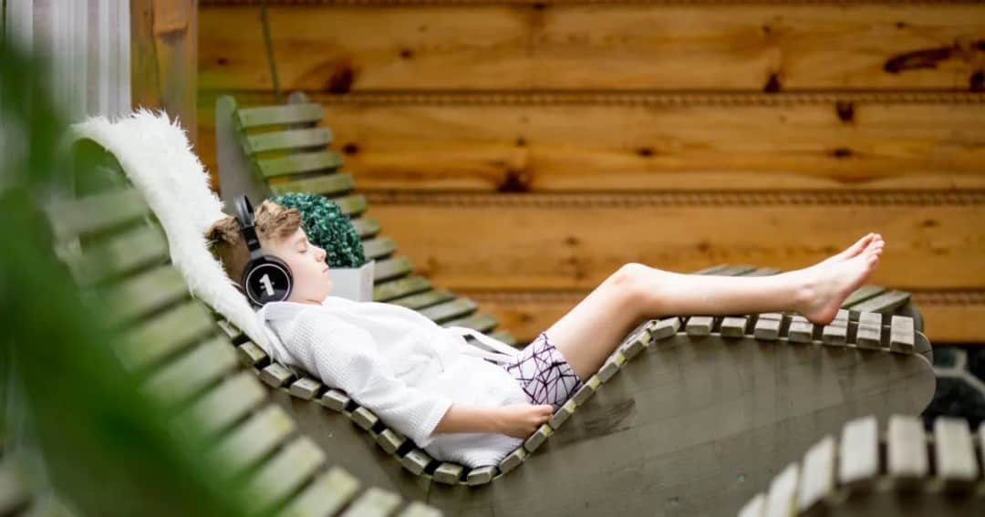 Spa dla dziewczynek: relaksujące zabiegi i pomysły na domowe spa